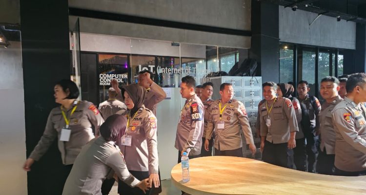 2d4ea03a-ce87-4ba9-a7bc-d37173f28d61